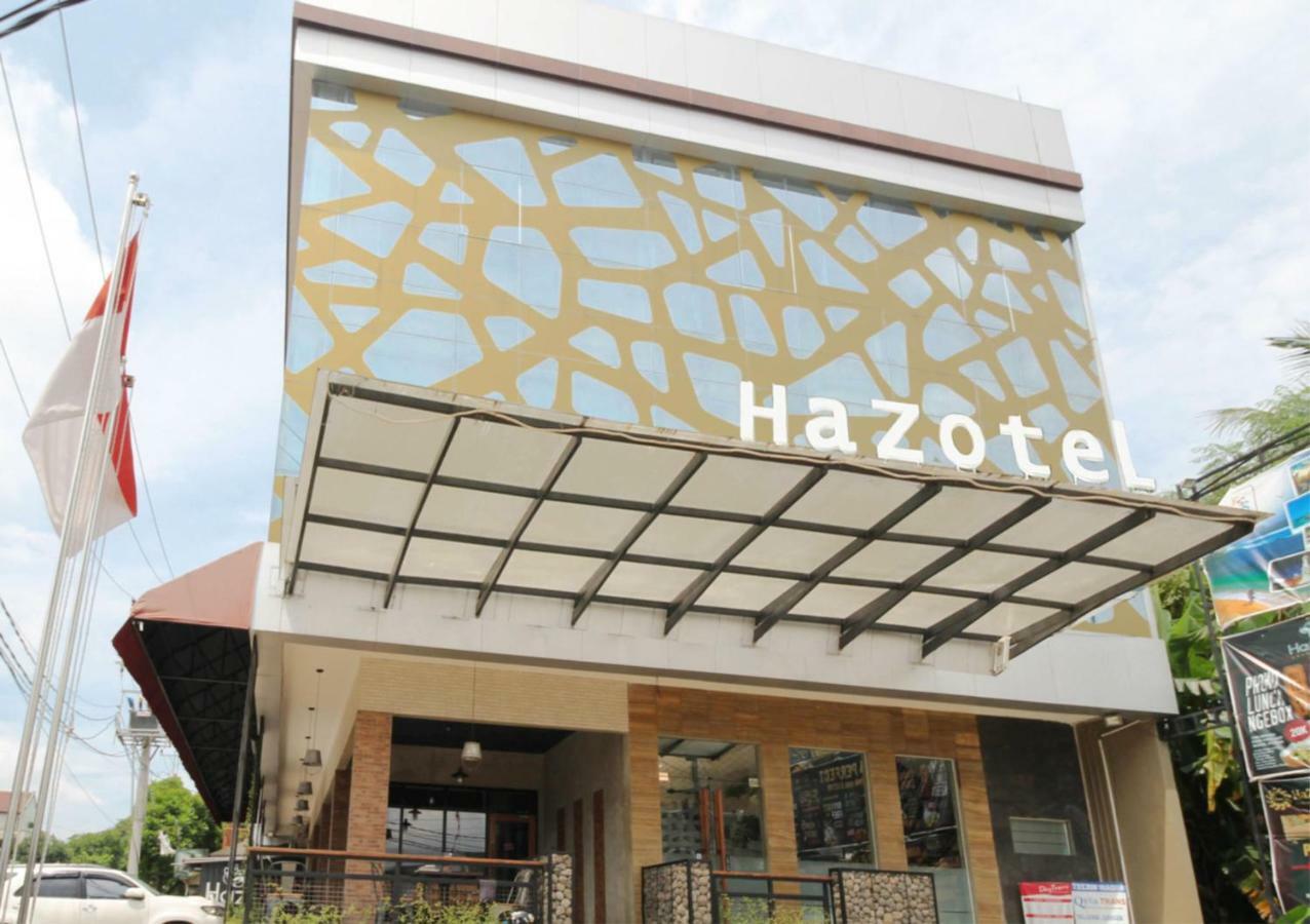 Hazotel Semarang Exterior foto